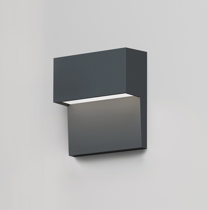Piano Wall Lamp by Rezek Artemide Wall Lamps
